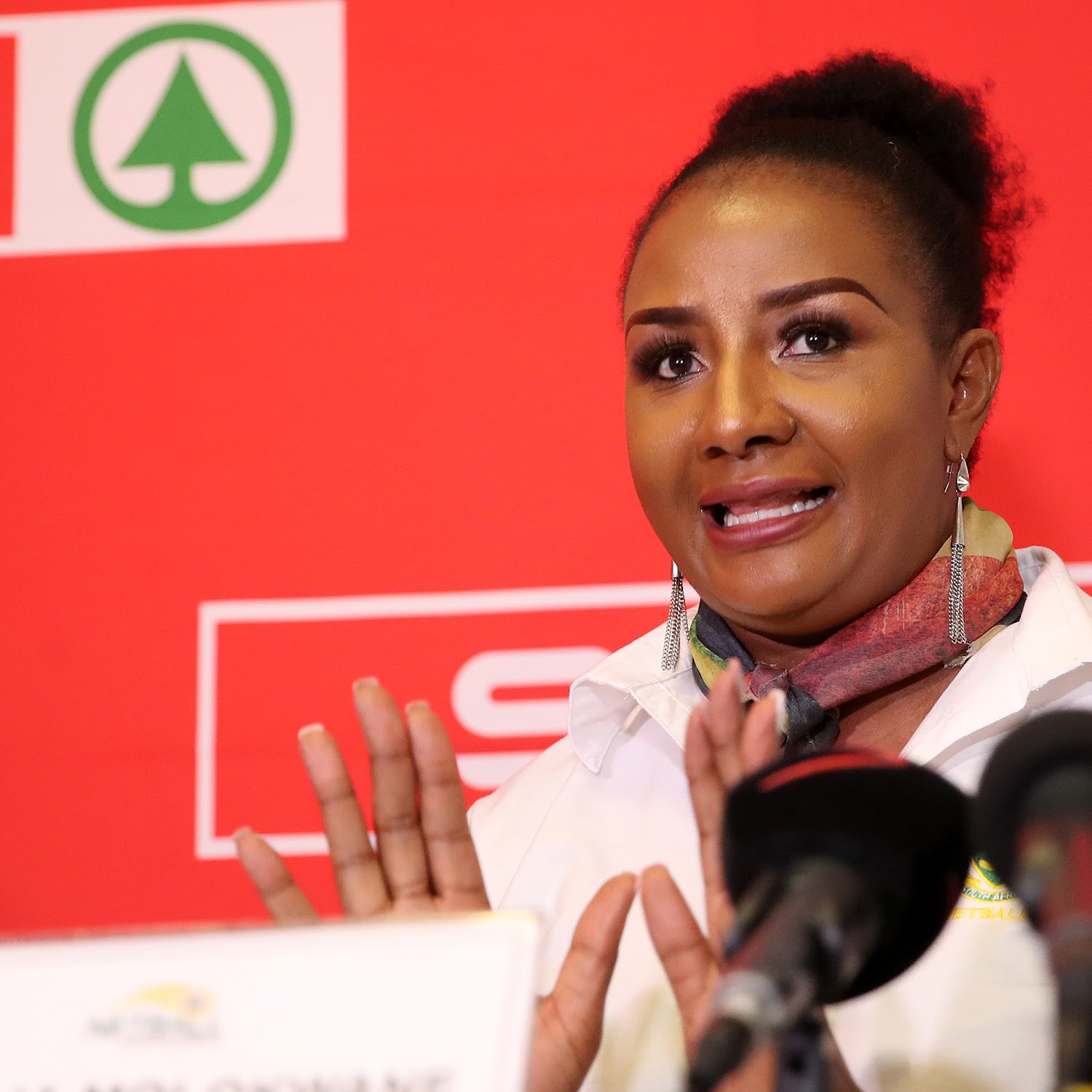 Gina Akeni: Scandal Rocks The Nation! - 1uf7ta6